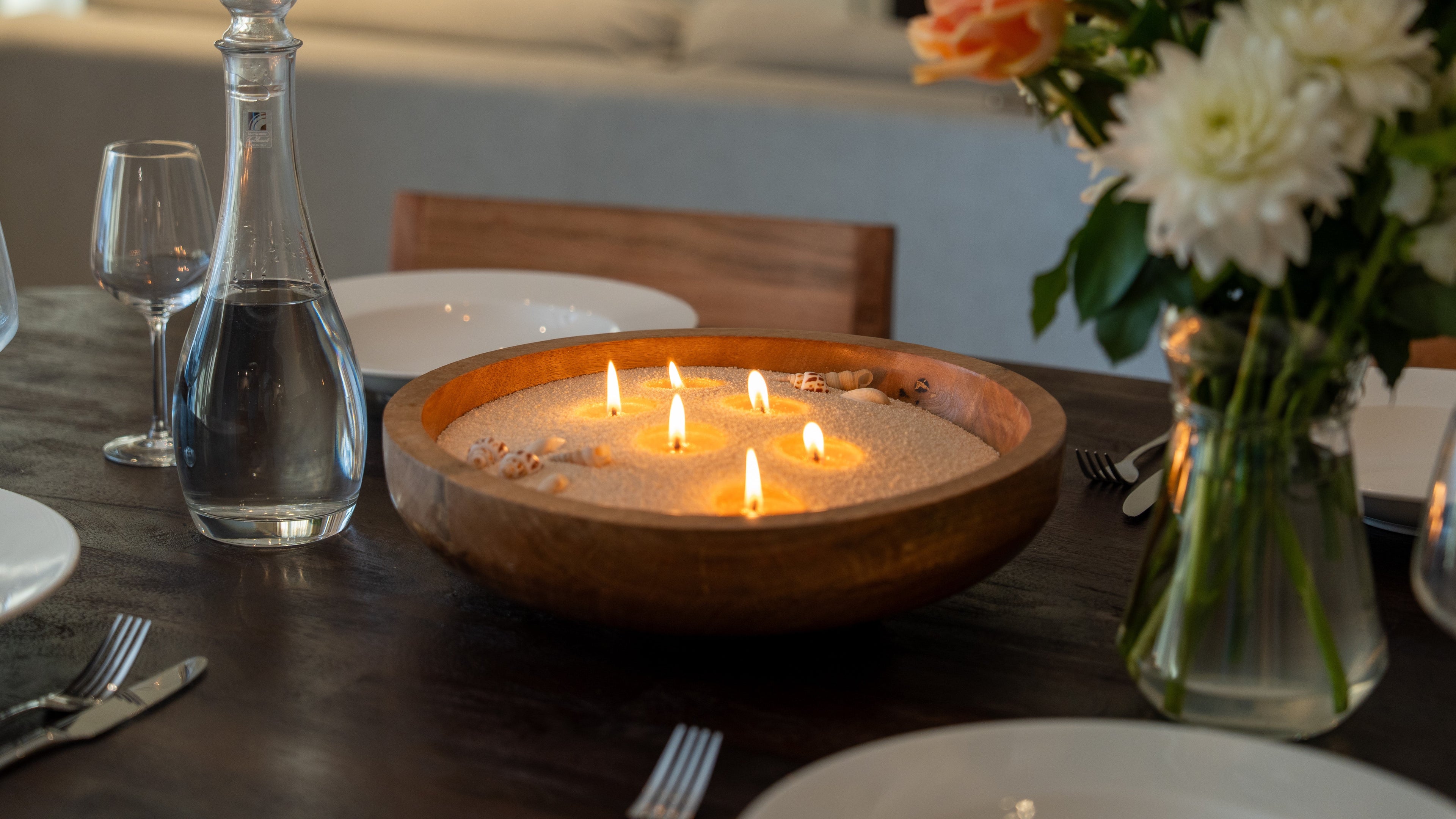 Décoration de table harmonieuse : idées et objets naturels