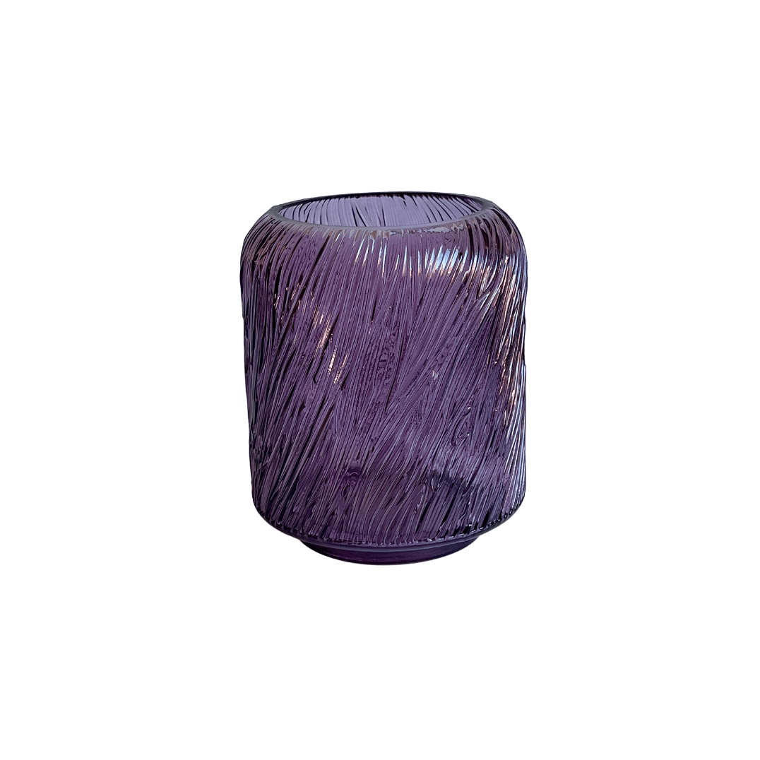 Vase violet nervuré