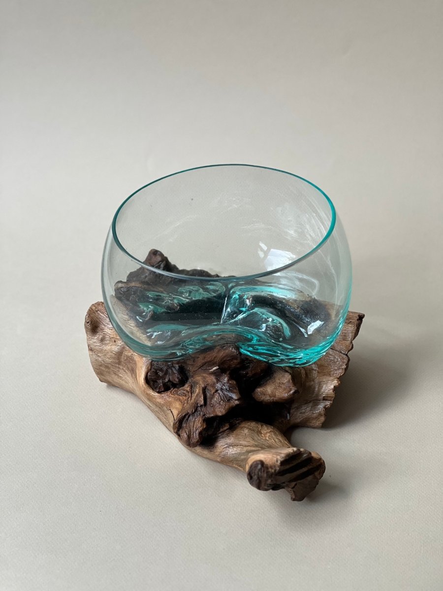 Verre fondu sur bois