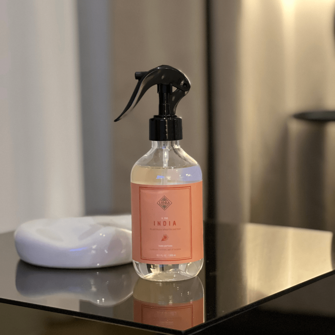 Spray d'Ambiance INDIA – Éclat d'Ambre & Mystique de l'Oud (300ml)