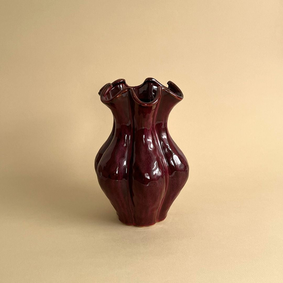 Vase en céramique rouge