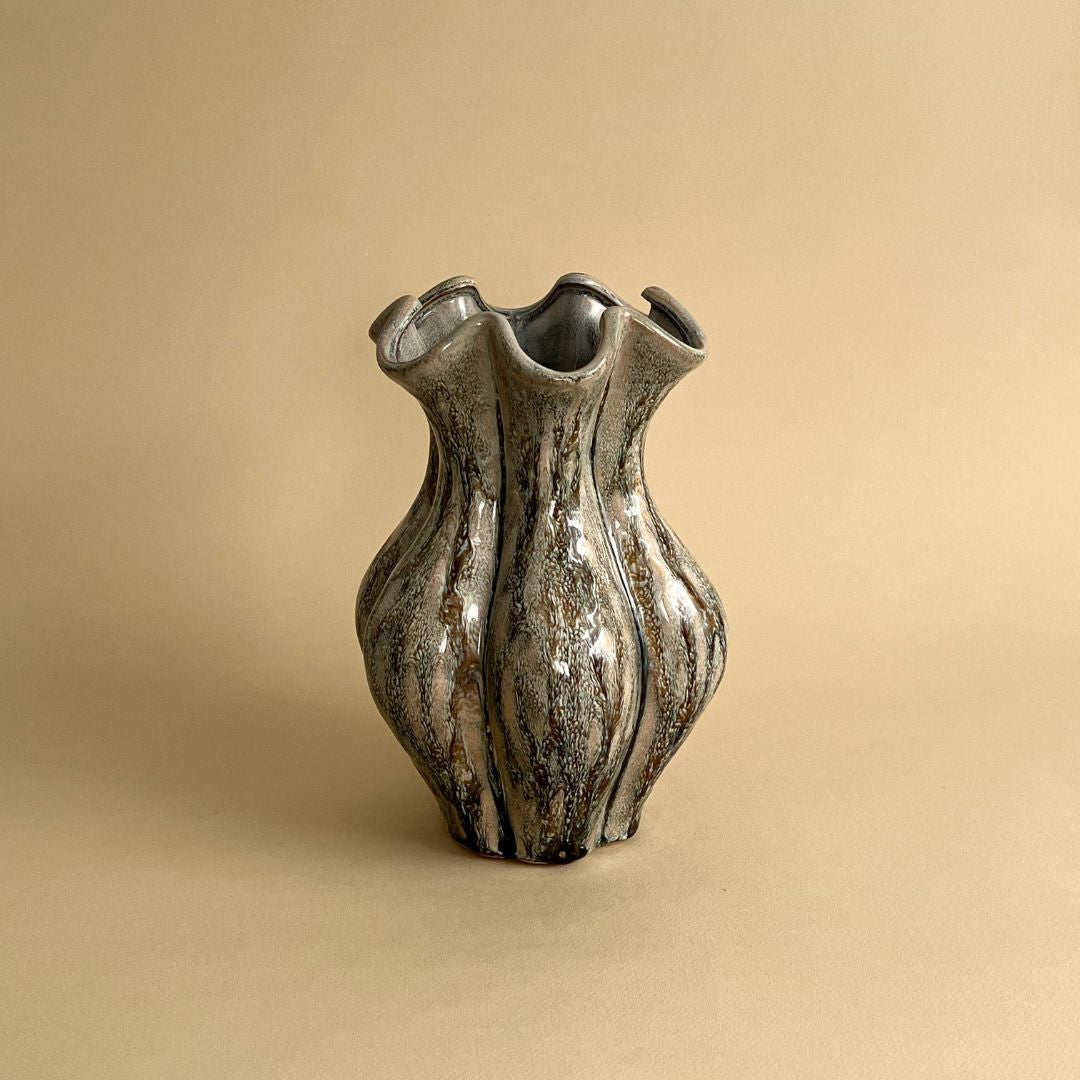 Vase céramique nervuré