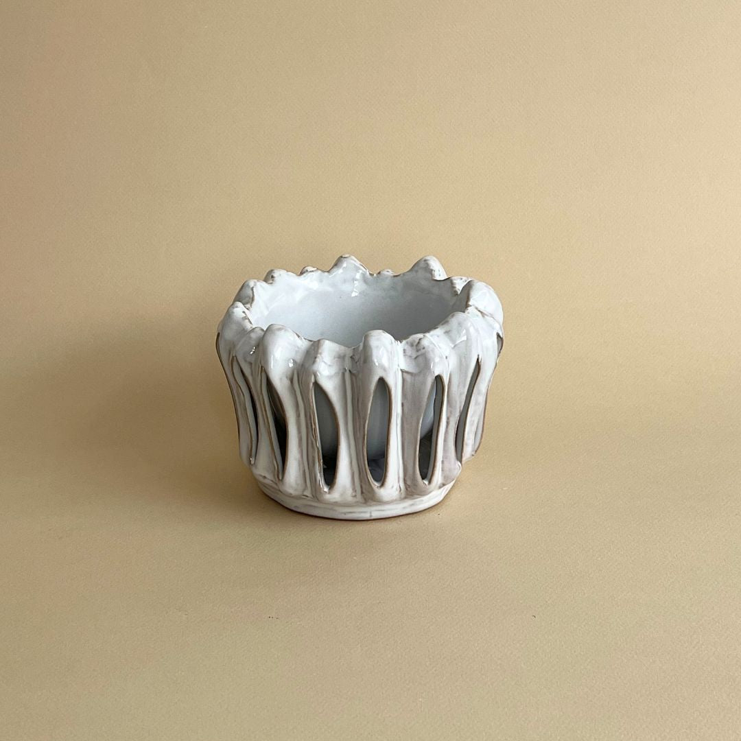 Pot ajouré gris blanc